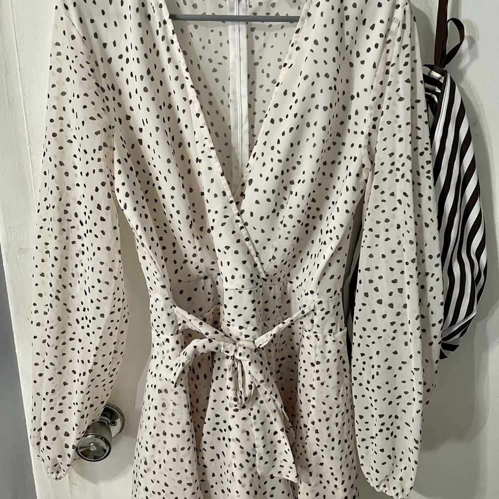 ROMPER - Picture 2 of 3